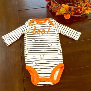 NWOT Carter’s newborn baby Halloween onesie